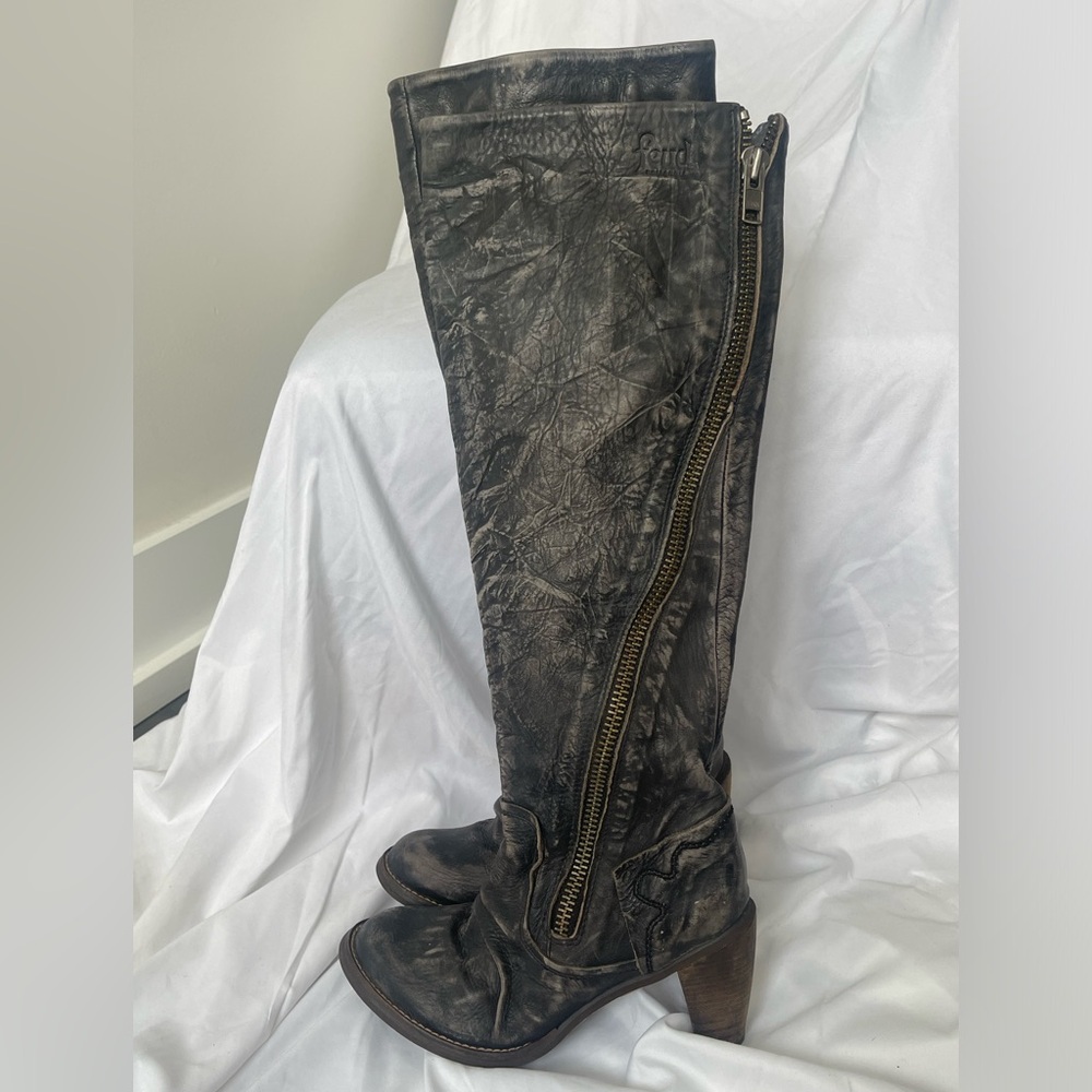 Free People FREUD Britannia Distressed Grey Over the Knee Boots